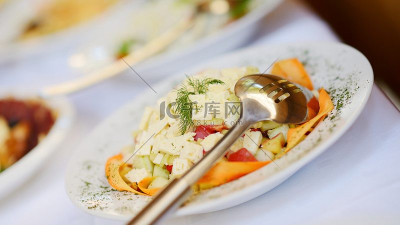 火锅底料，如何挑选家庭装批发厂家？**