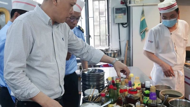 小标题：调味品新品的兴起背景
